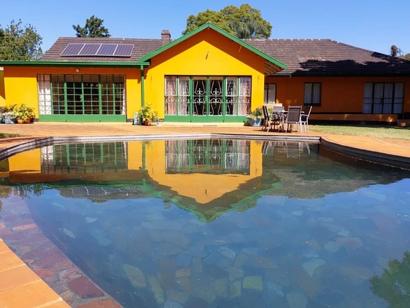 3-Bed Home in for sale Vainona with Pool & Borehole