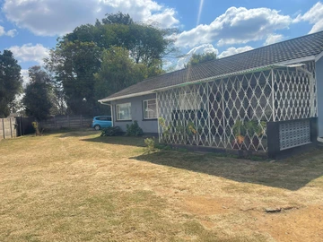House for Sale In Malbereign