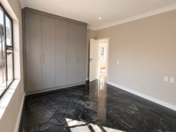 18 Unit Townhouse Complex