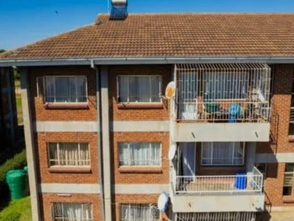Investors Gem with Sectional Title!