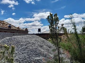 Stands & Residential Land