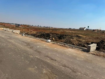 Stands & Residential Land