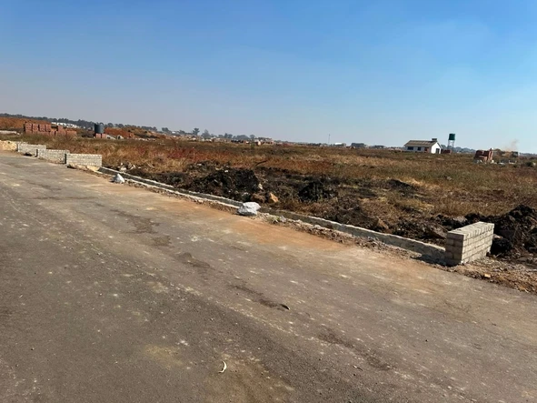 Stands & Residential Land