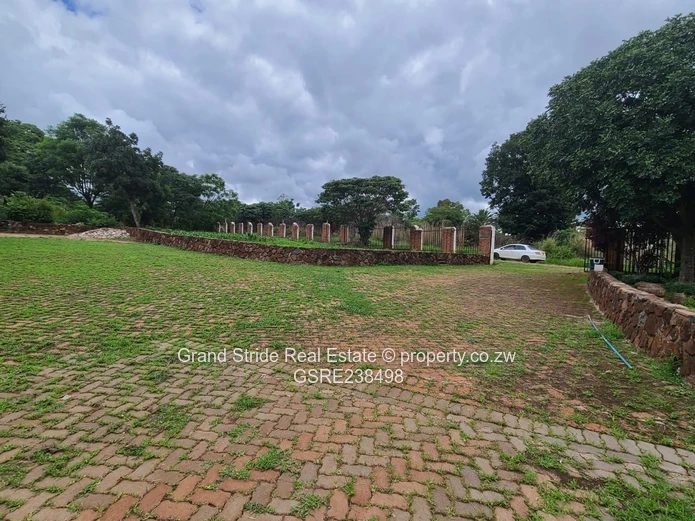 Double Storey House For Sale In Gletwyn