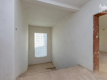 7 Bedroom House