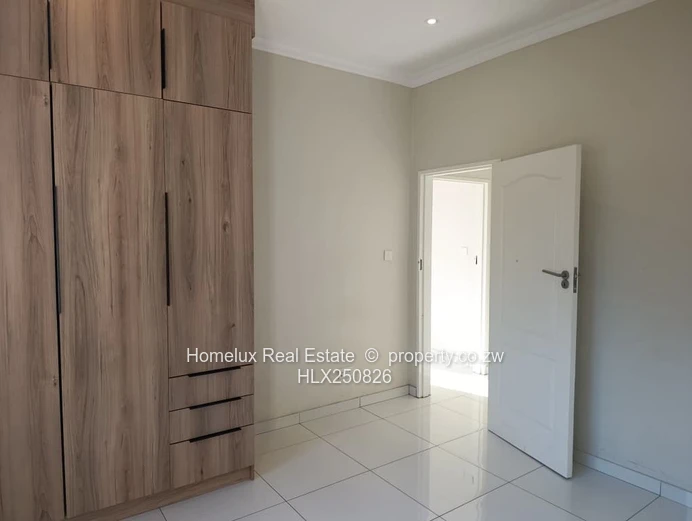 Neat 3 Bed Garden Flat In Greendale To Rent 