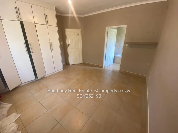 3 Bed Garden Flat To Let
