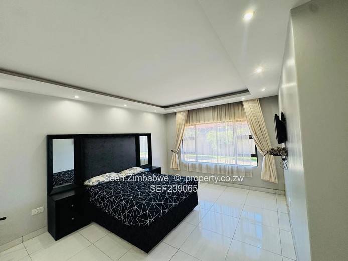 Elegant 5bed home for sale in Sandton Park