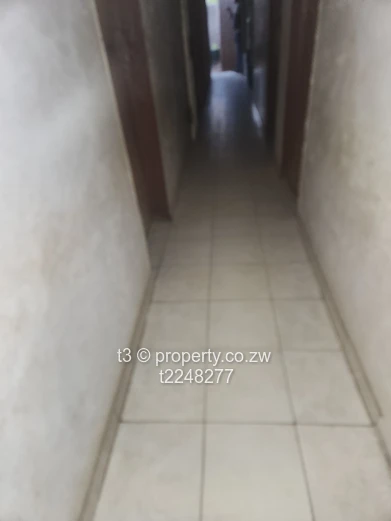 3-Bed Damofalls Home – Tiled Roof & Walled Yard (Sole Mandate)
