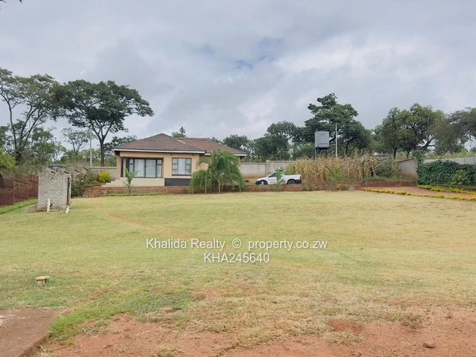 Gletwin Stand With A 3 Bedroomed Cottage For Sale