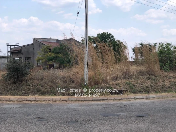 Borrowdale Hogerty hill 7beds incomplete plus 2 beds cottage for sale 