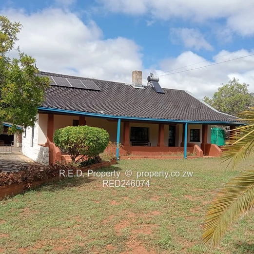 4-Bedroom Home In Hillside To Let !