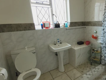 3 Bedroom Garden Flat