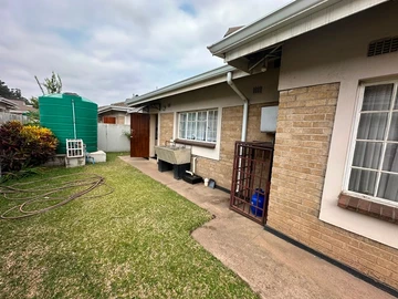 3 Bedroom Garden Flat