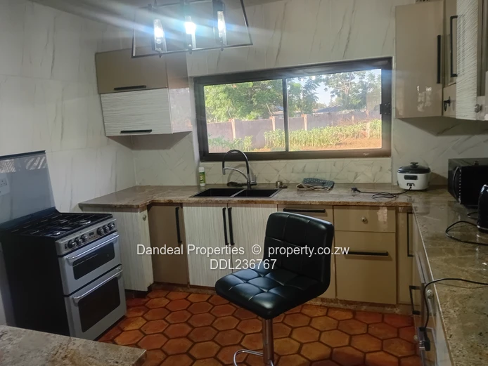 Greendale-Athlone- Along Harare Drive/Fallon Ave