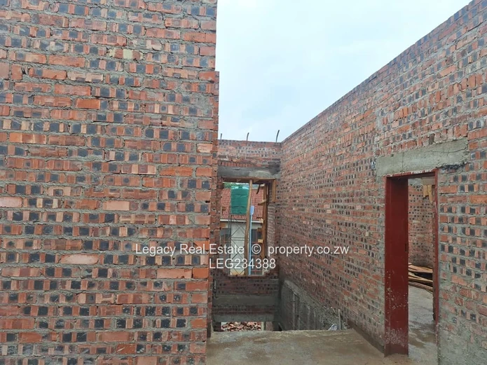 Incomplete 4-Bedroom Villa for Sale in  Carrick Creagh Estate