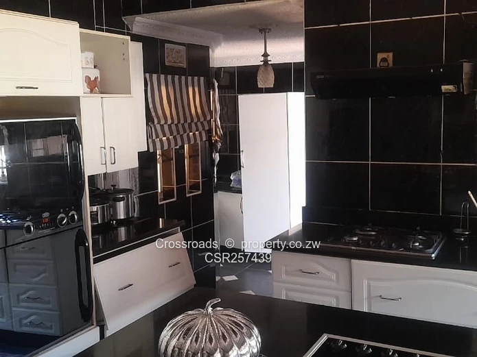 4-Bed Mt Pleasant Heights Home — ,Prolific Borehole  10 000 litre tank & Solar backup