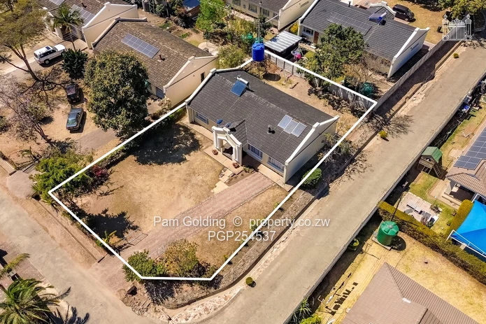 3 Bedroom Villa on Coronation Avenue
