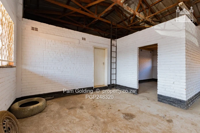 Bluffhill Industrial Property for Sale – Prime Investment Opportunity