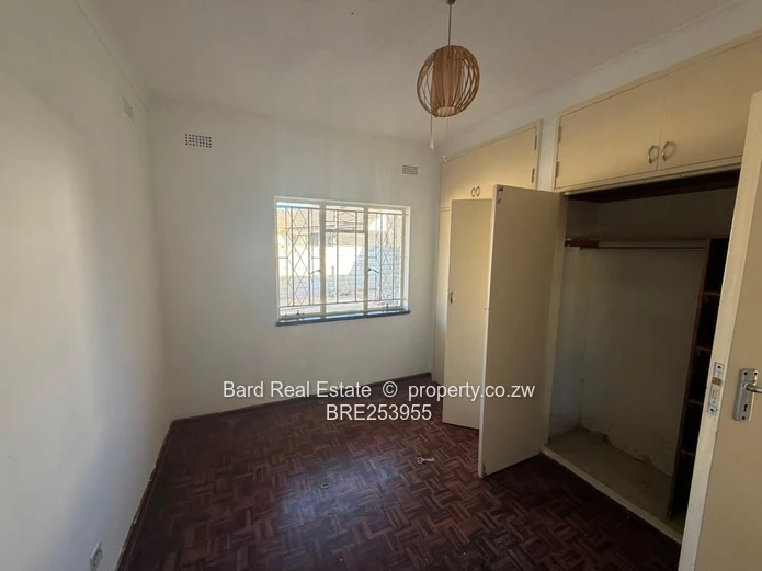 Spacious 3-Bedroom House for Rent in Prime Mabelreign Area.