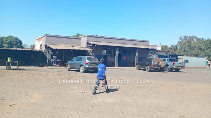 Ardbennie: 3,000m² Retail Complex on 7,047m² with Borehole (Sole Mandate)