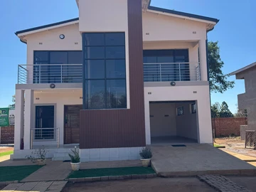 Smart Luxury Living in Marlborough – Double-Storey Home