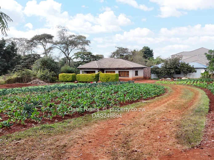 Residential Stand with a 3 Beds Cottage for Sale | Shawasha Hills,  US$165,000 | Residential Stand