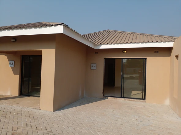 Clusters/ Townshouse for sale in Bluff Hill