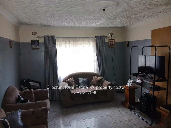 Budiriro 4 House For Sale
