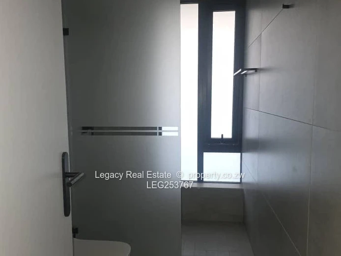 Prestigious 4-Bedroom Home To Let – Borrowdale West,Premium Living, Exceptional Location – Pokugara