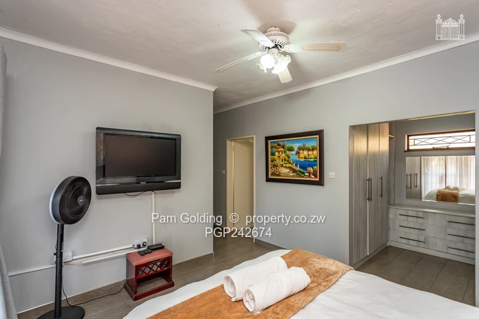 Charming 3 Bedroom Family Home in Serene Setting