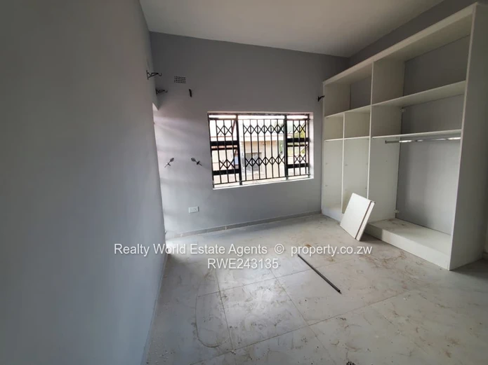 To Rent: Modern Cluster Home in Chipukutu, Ruwa (Sole Mandate)