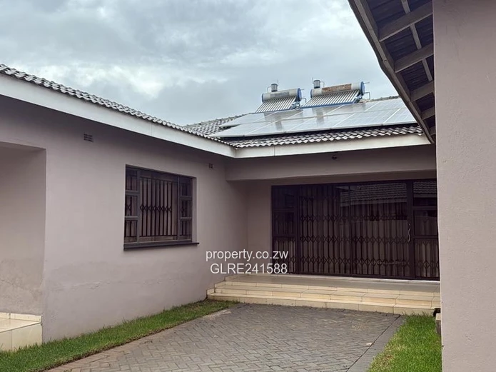 *_Westgate Sandton 5 Bedroomed House For Sale