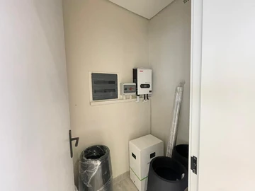 3 Bedroom Flat & Apartment