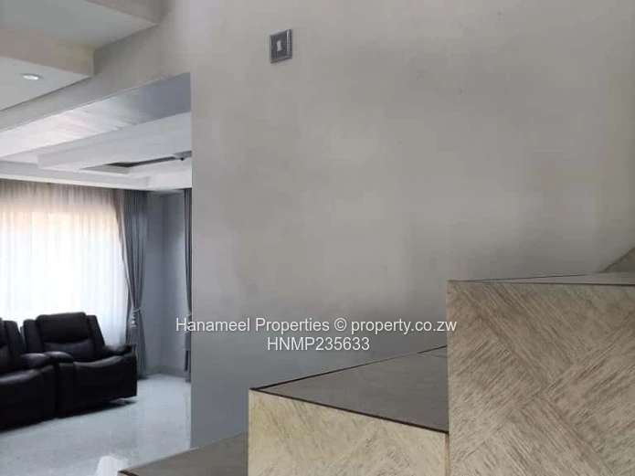 Two-Storey Marlborough Home: 4 Beds, Pool & Borehole