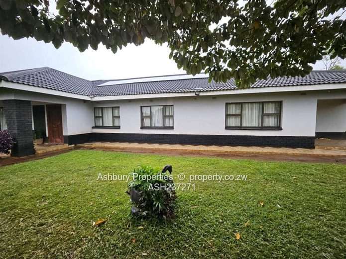 A well loved family home in Old Marlborough  (Sole Mandate)
