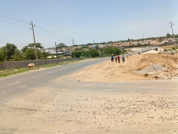 Commercial & Industrial Land