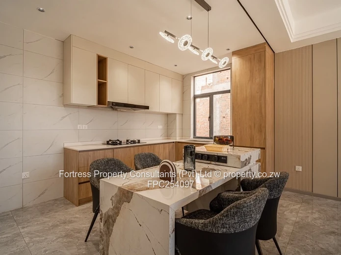 4-Bed Luxury Villa in Highlands for Sale