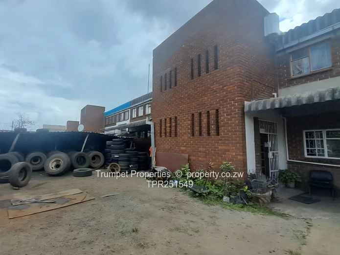 Willowvale Warehouse , near Tobacco Sales Floor For Sale