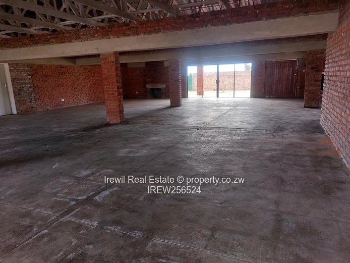 Pomona Commercial Property 