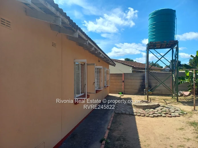 3-Bed Msasa Park Home — Paved Yard, Tank & Security