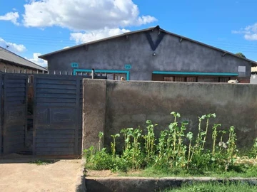 6 Bedroom House