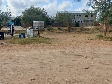 Commercial & Industrial Land