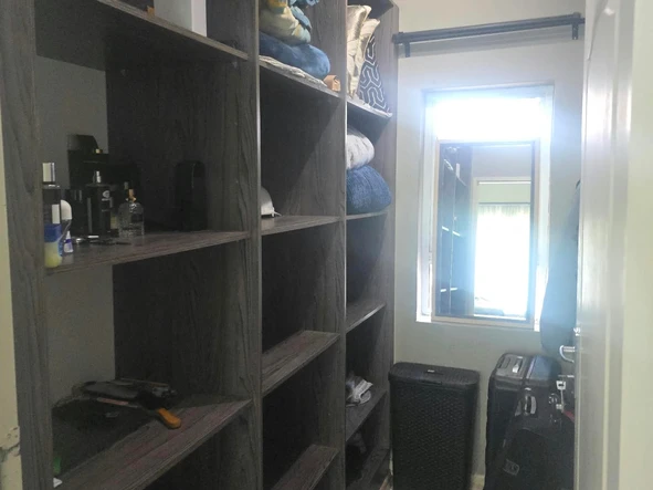 2 Bedroom Flat & Apartment