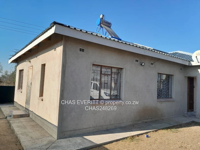 Newly built property in Turf 
