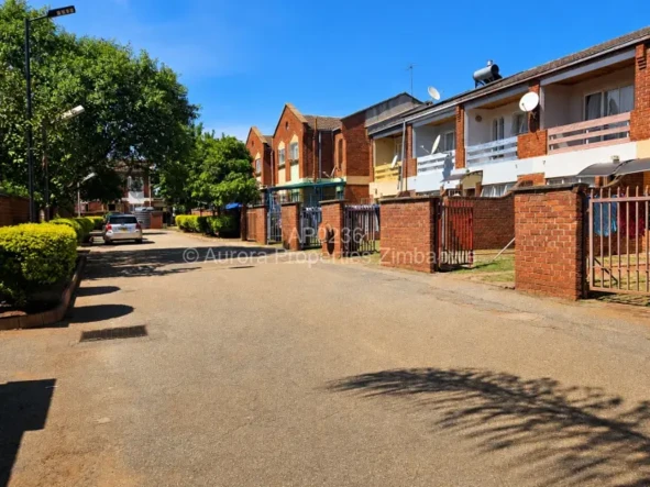 3 Bedroom Flat & Apartment