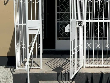 2 Bedroom Garden Flat