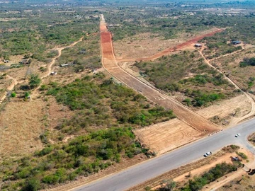 Commercial & Industrial Land