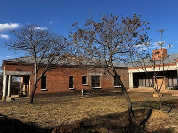 7 Bedroom House