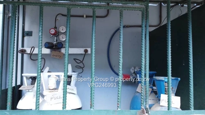Yoviel Mutare hospital for sale !!! 